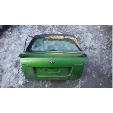 крышка багажника хетчбек(пятая дверь) 1z5827023c  RS зеленая